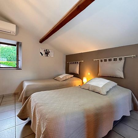 Chambres D'Hotes Les Clapas Chauzon Ruang foto