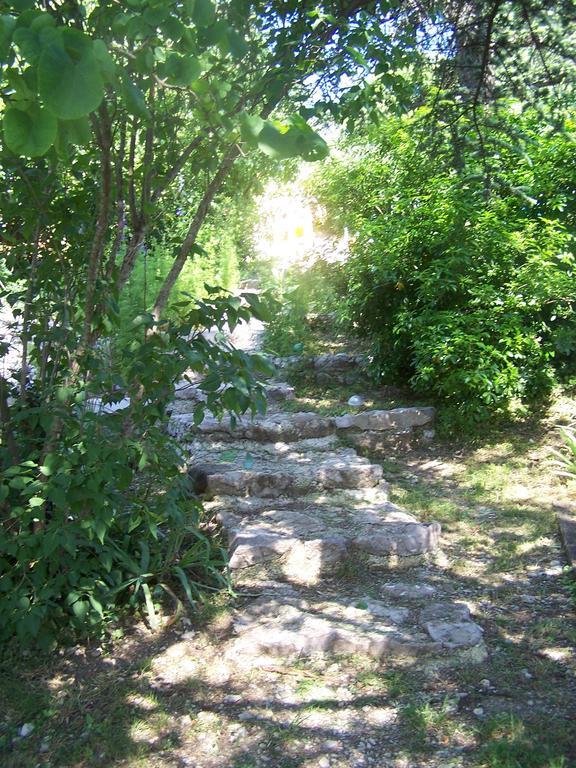 Chambres D'Hotes Les Clapas Chauzon Bagian luar foto